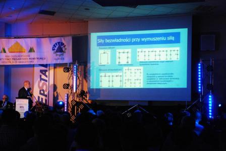 "Uwzględnianie wpływów dynamicznych w obliczeniach konstrukcyjnych"